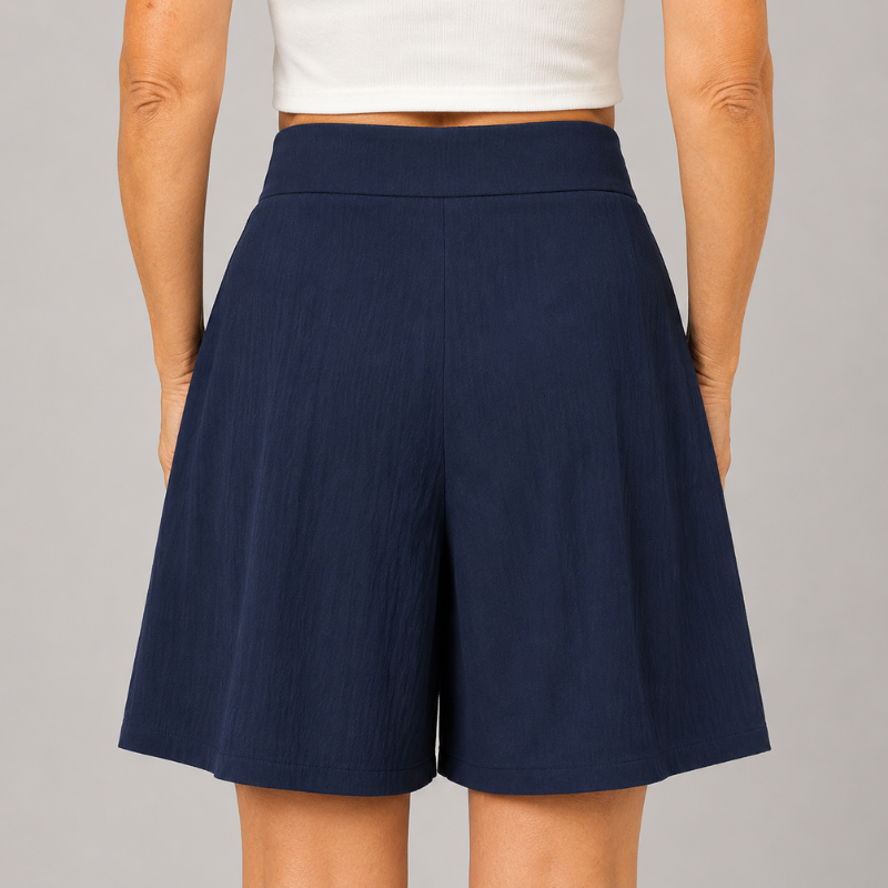 Women's High Waist Pleated Shorts with Two-Button Closure and Side Pockets